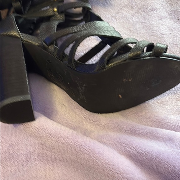 Steve Madden Black Heeled Gladiator Sandals - Picture 7 of 8